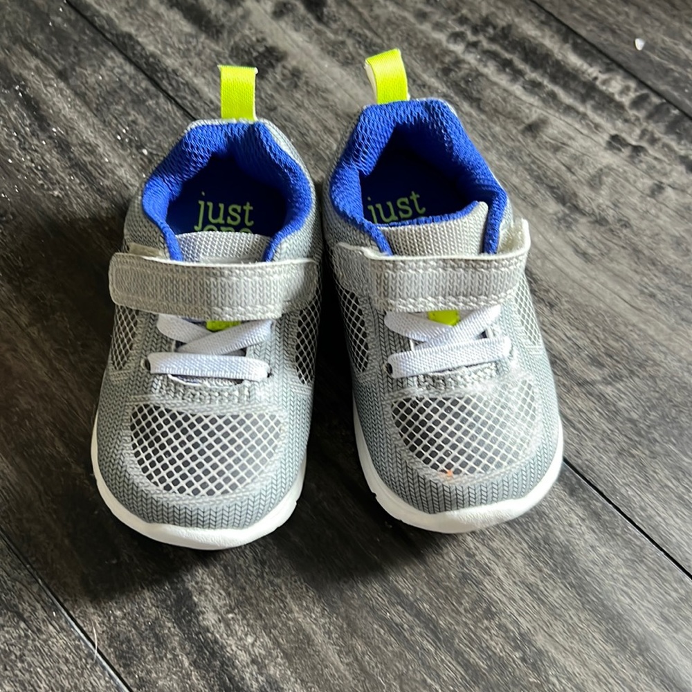 Size 4 baby/toddler Carters sneakers